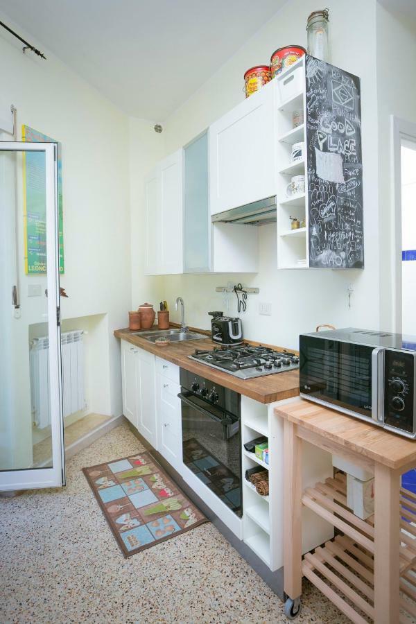 Barney's House Nearby Subway And Downtown Apartamento Roma